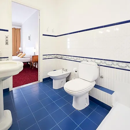 Vecchio Palais Mary Promenade 4 Pers Ac Wifi Nicea