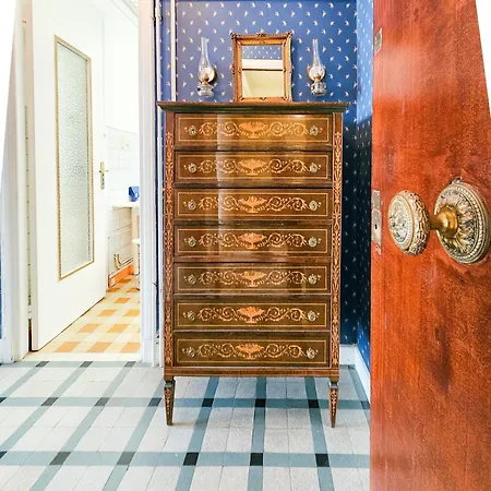 Vecchio Palais Mary Promenade 4 Pers Ac Wifi Apartament *